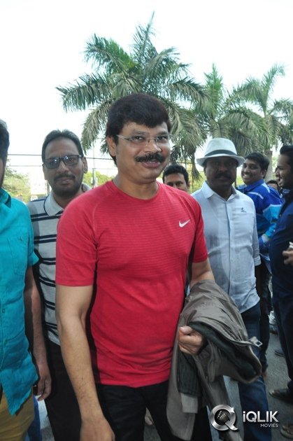 Celebs-at-Khaidi-No-150-Movie-Screening